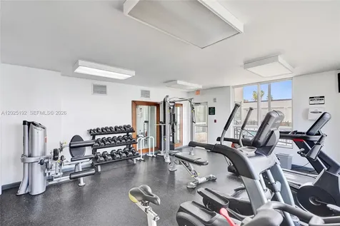 1625 Kennedy Causeway North Bay Village FL 33141