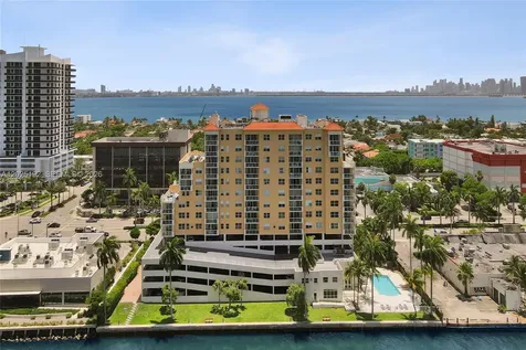 1625 Kennedy Causeway North Bay Village FL 33141