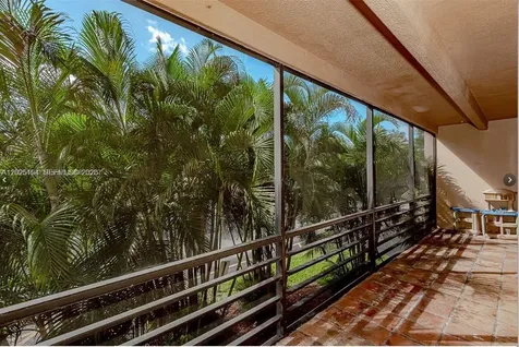 4000 N Hills Drive Hollywood FL 33021