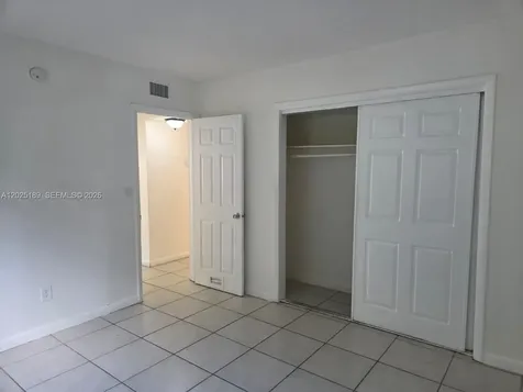 2121 NE 168th Street North Miami Beach FL 33162