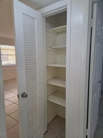 2121 NE 168th Street North Miami Beach FL 33162