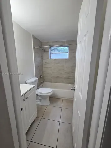 2121 NE 168th Street North Miami Beach FL 33162