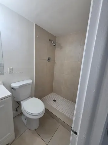 2121 NE 168th Street North Miami Beach FL 33162