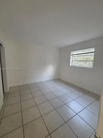 2121 NE 168th Street North Miami Beach FL 33162