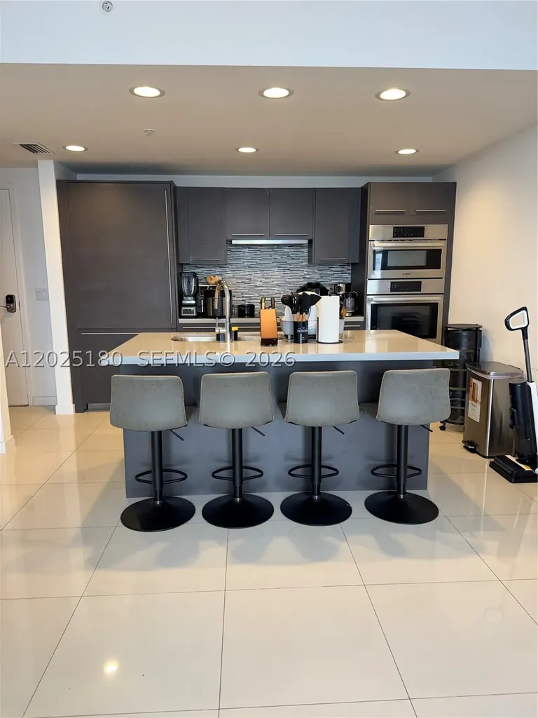 7875 NW 107th Avenue Doral FL 33178
