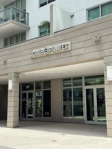 7875 NW 107th Avenue Doral FL 33178