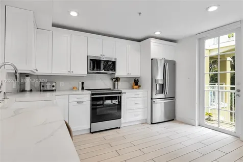 7620 SW 102nd Street Pinecrest FL 33156