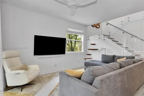 7620 SW 102nd Street Pinecrest FL 33156