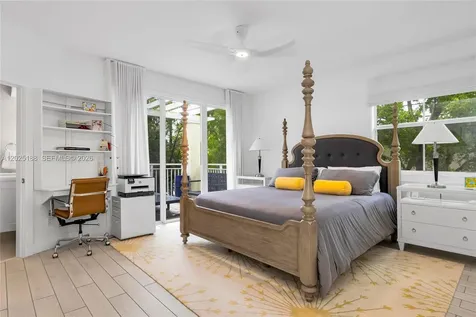 7620 SW 102nd Street Pinecrest FL 33156