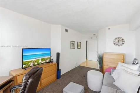 19195 NE 36th Court Aventura FL 33180