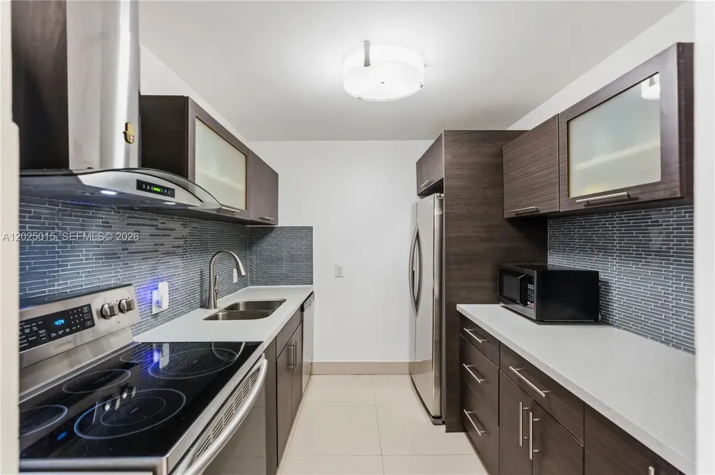 3625 N Country Club Drive Aventura FL 33180