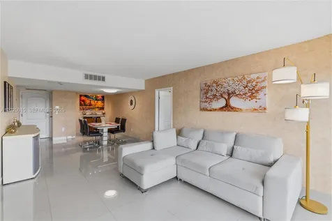 3625 N Country Club Drive Aventura FL 33180