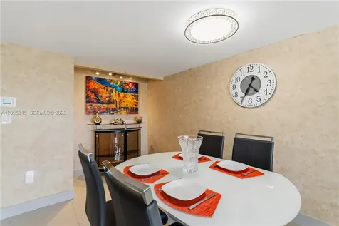 3625 N Country Club Drive Aventura FL 33180