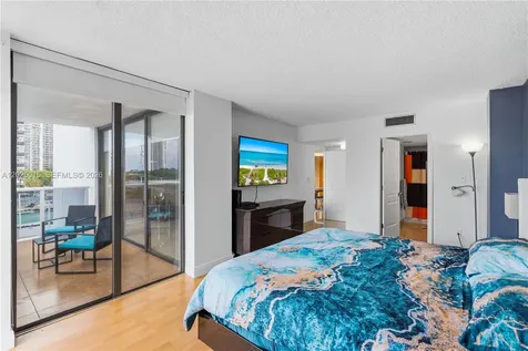 3625 N Country Club Drive Aventura FL 33180