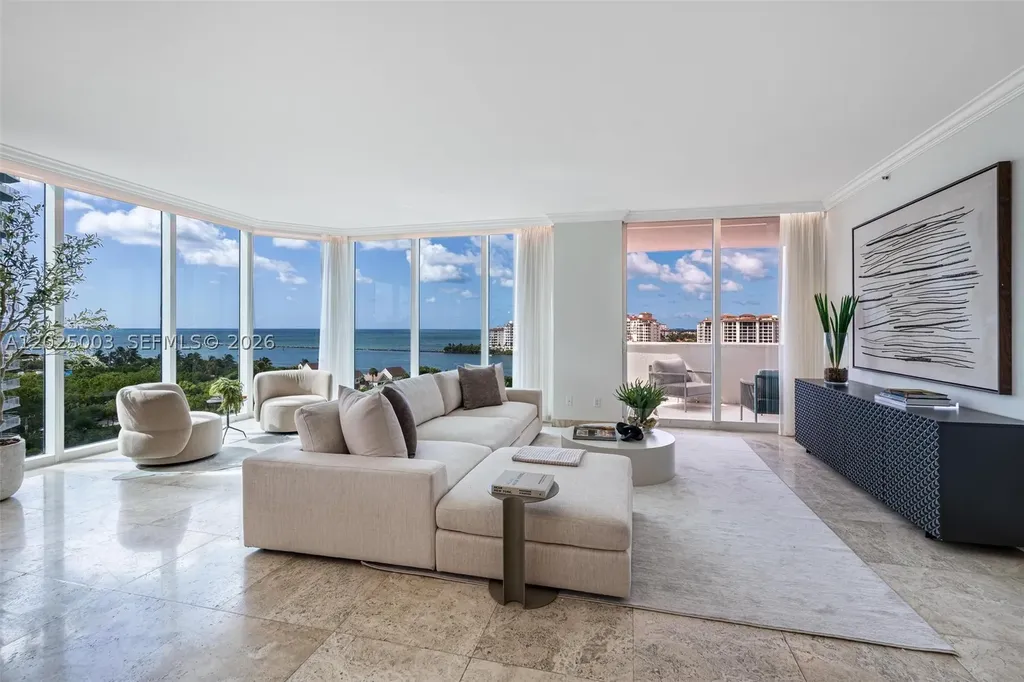 300 S Pointe Drive Miami Beach FL 33139