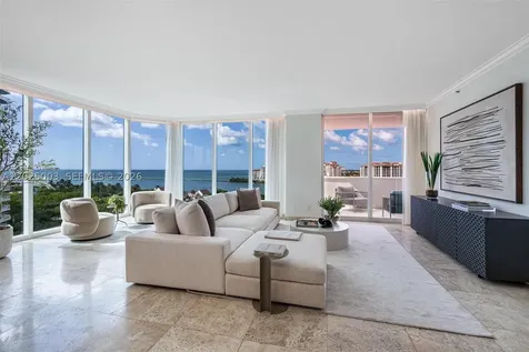 300 S Pointe Drive Miami Beach FL 33139