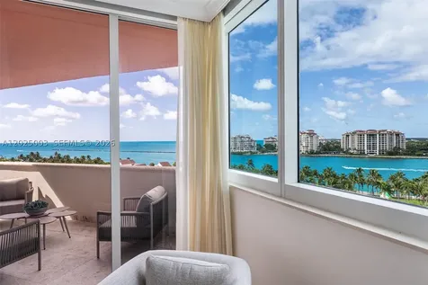 300 S Pointe Drive Miami Beach FL 33139