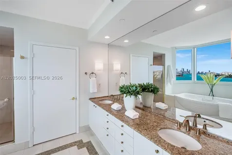 300 S Pointe Drive Miami Beach FL 33139