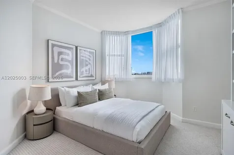300 S Pointe Drive Miami Beach FL 33139