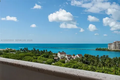 300 S Pointe Drive Miami Beach FL 33139