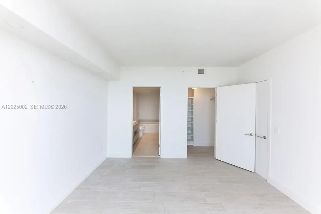 4010 S Ocean Drive Hollywood FL 33019