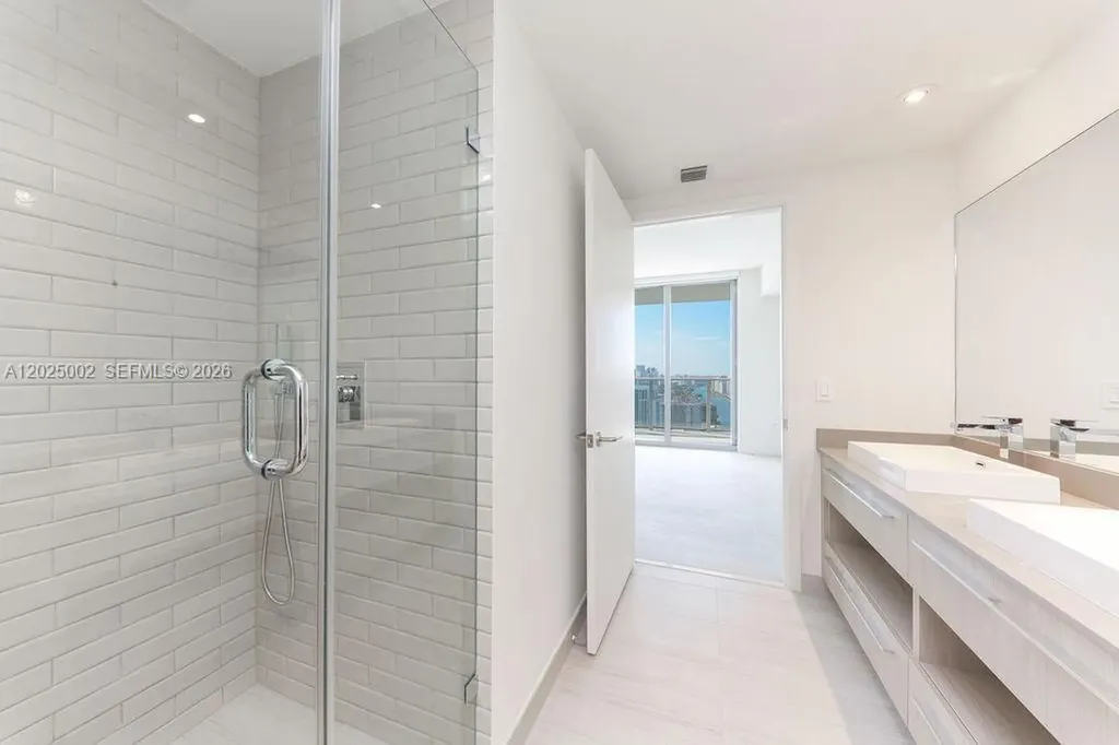 4010 S Ocean Drive Hollywood FL 33019