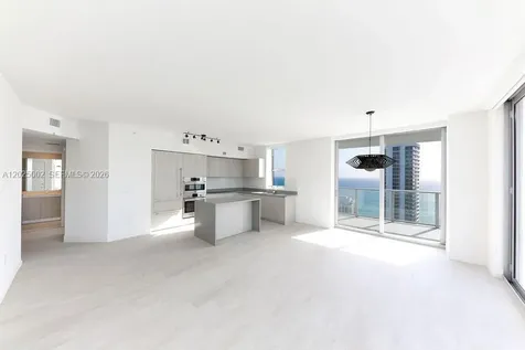4010 S Ocean Drive Hollywood FL 33019