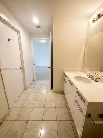 1060 Brickell Avenue Miami FL 33131