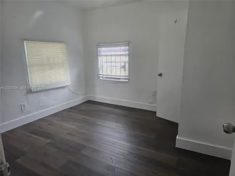 2461 NW 61st Street Miami FL 33142