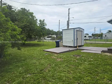 2461 NW 61st Street Miami FL 33142