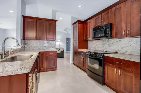 1541 SW 102nd Terrace Davie FL 33324