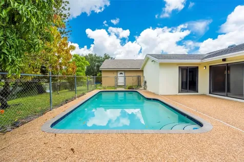 1541 SW 102nd Terrace Davie FL 33324