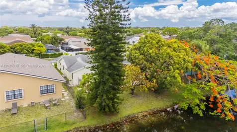 1541 SW 102nd Terrace Davie FL 33324