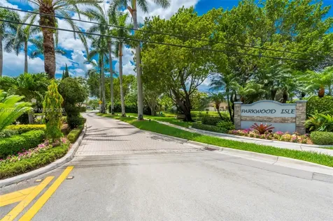 1541 SW 102nd Terrace Davie FL 33324