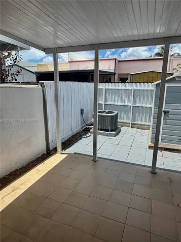 1705 W 57th Street Hialeah FL 33012