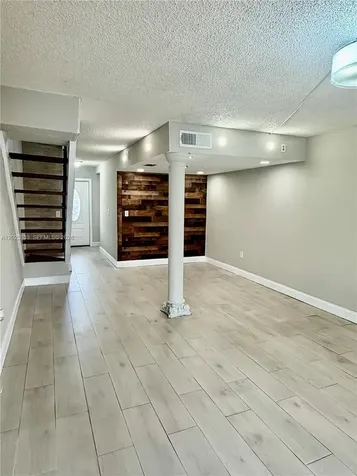 1705 W 57th Street Hialeah FL 33012