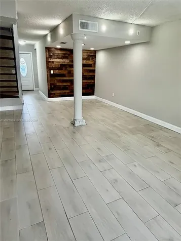 1705 W 57th Street Hialeah FL 33012