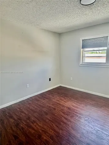 1705 W 57th Street Hialeah FL 33012