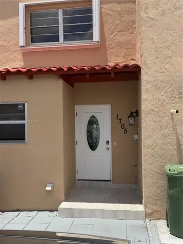 1705 W 57th Street Hialeah FL 33012