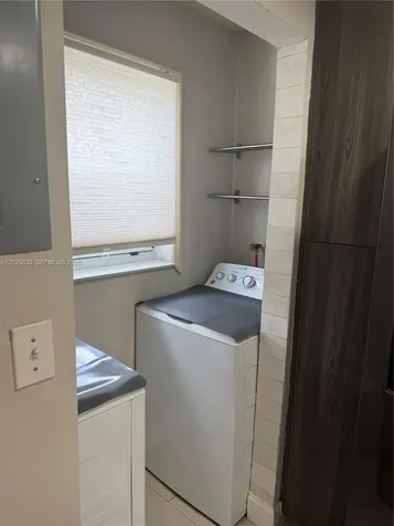 1705 W 57th Street Hialeah FL 33012