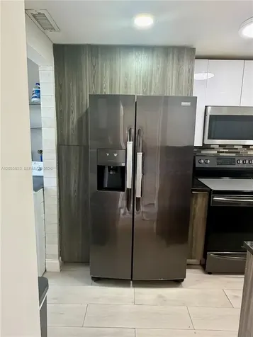 1705 W 57th Street Hialeah FL 33012