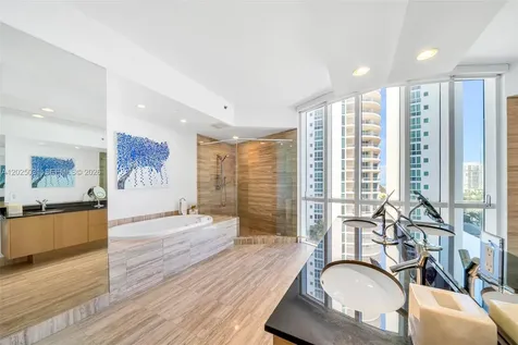 16001 Collins Avenue Sunny Isles Beach FL 33160