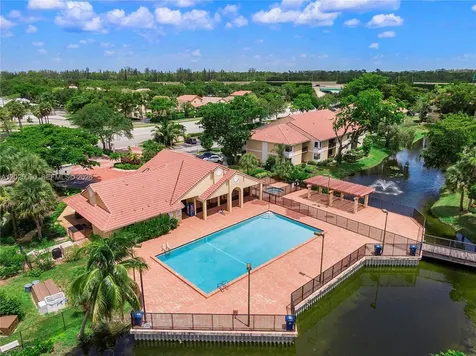 5661 Riverside Drive Coral Springs FL 33067
