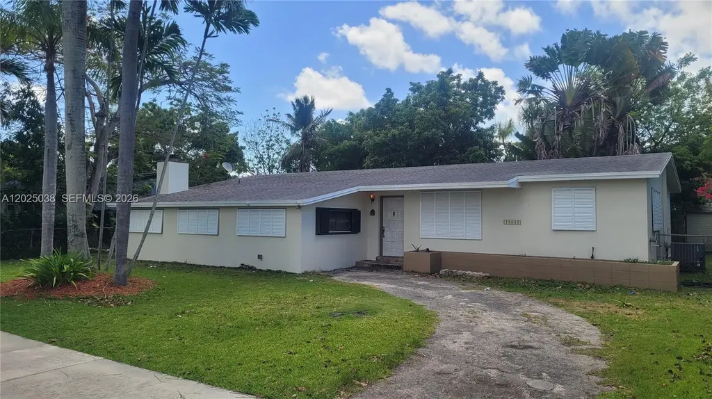 19641 Belview Drive Cutler Bay FL 33157