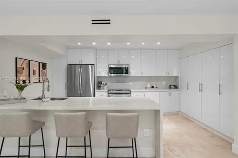 155 Ocean Lane Drive Key Biscayne FL 33149