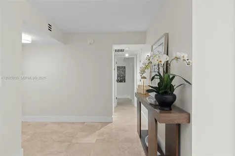 155 Ocean Lane Drive Key Biscayne FL 33149