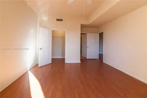 3001 NE 185 Street Aventura FL 33180