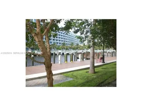 3001 NE 185 Street Aventura FL 33180