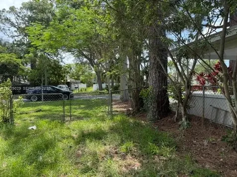 0000 NE 11 Avenue Davie FL 33328