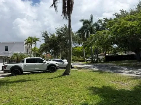 0000 NE 11 Avenue Davie FL 33328